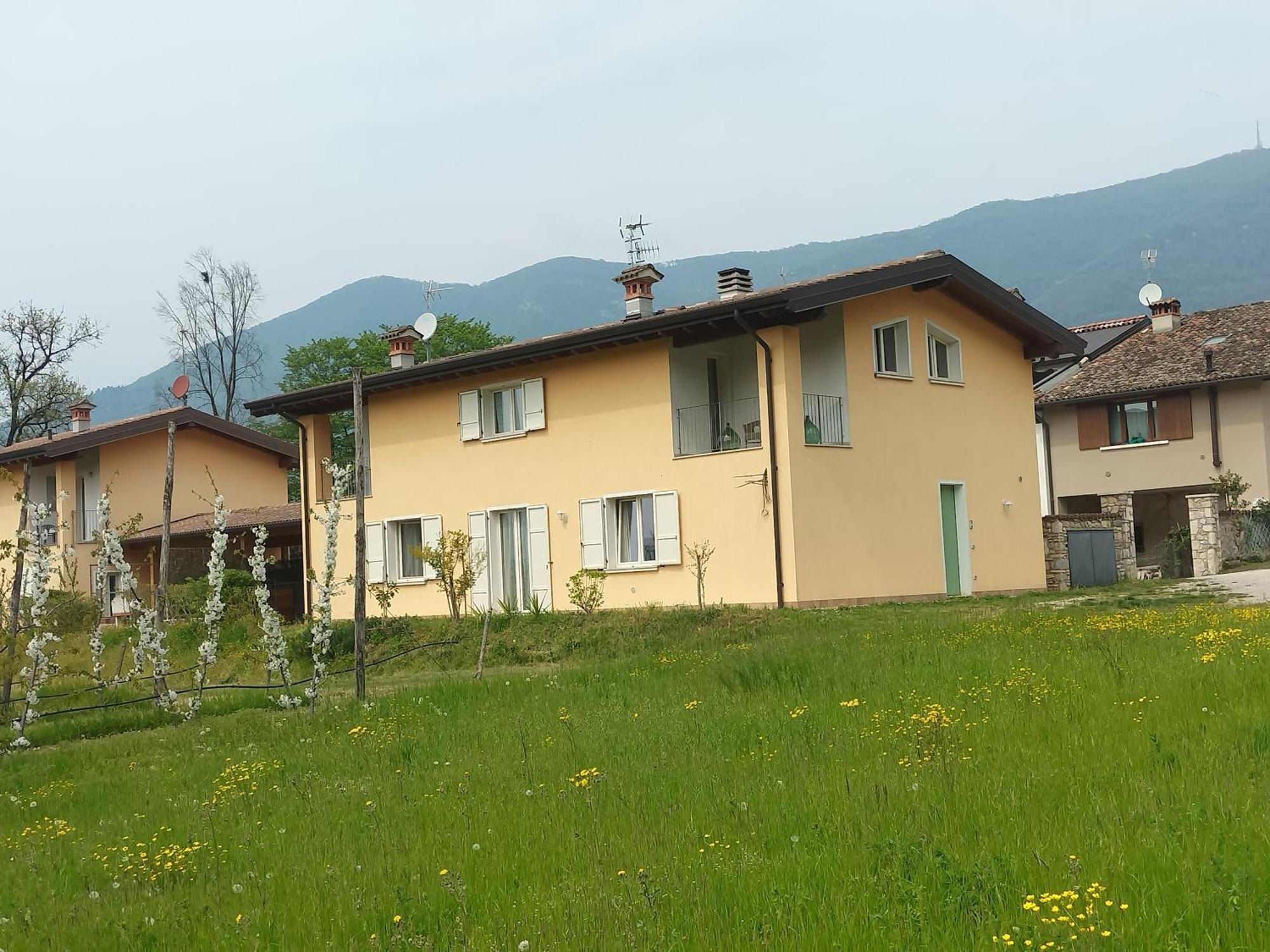 Апартаменты Cascina Legnago Bilocale A 6 Chilometri Da Salo' Villanuova sul clisi Экстерьер фото